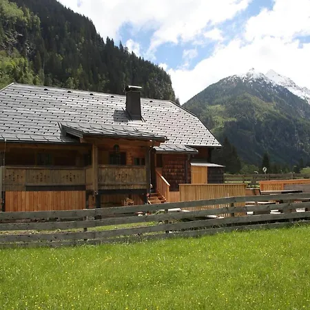 Weisse Wand Almen 샬레 *