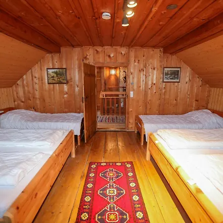 Weisse Wand Almen Chalet