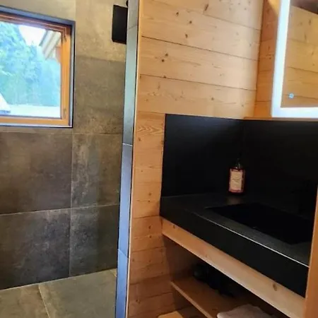 Weisse Wand Almen 샬레 슈라드밍