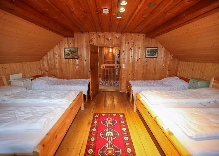 Weisse Wand Almen Chalet