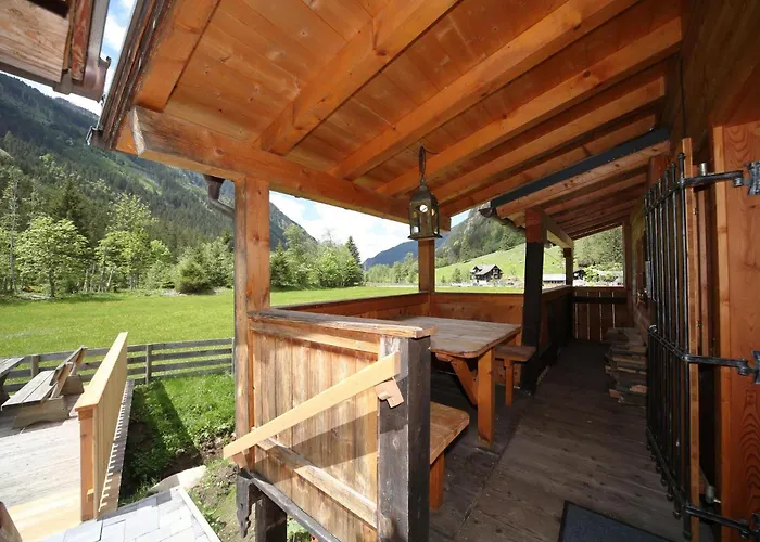 Weisse Wand Almen Chalet